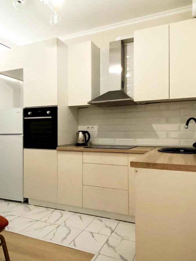 Gold Boutique Hotel Almaty Bagian luar foto