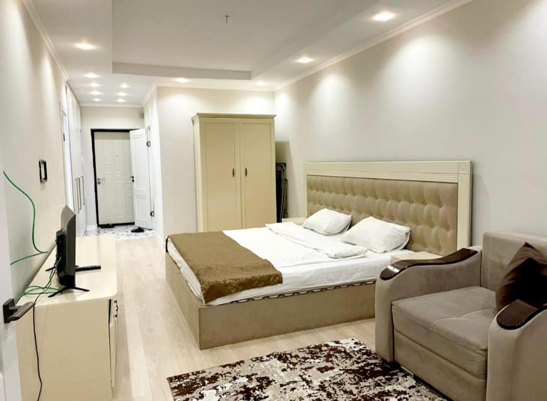 Gold Boutique Hotel Almaty Bagian luar foto